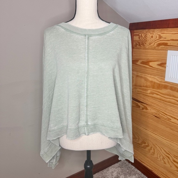 Free People Daisy Sweatshirt Washed Army Green Small S Oversized Heart OB1899422 - Picture 2 of 12